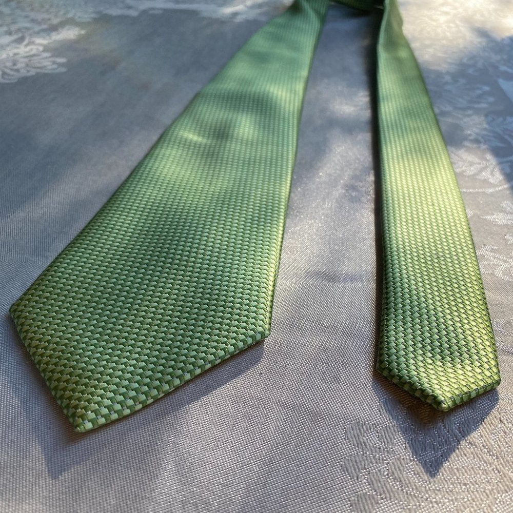 Pierre Cardin Metallic Green Pin Dot pattern tie